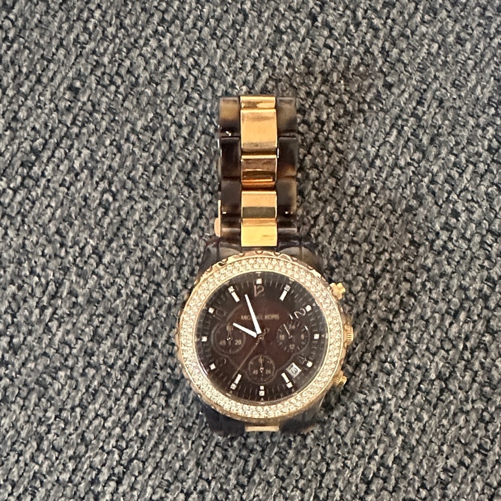 Michael Kors Men's Watch with Black and Gold Accents